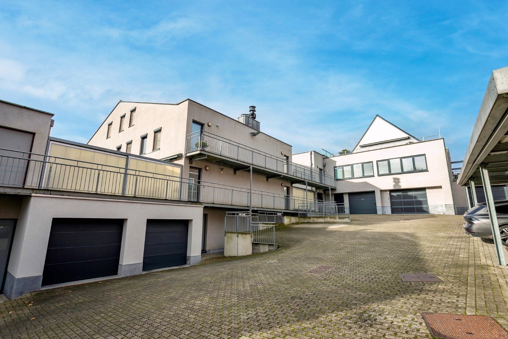 Energiezuinige loft met 3 slaapkamers, terras en garagebox  foto 19