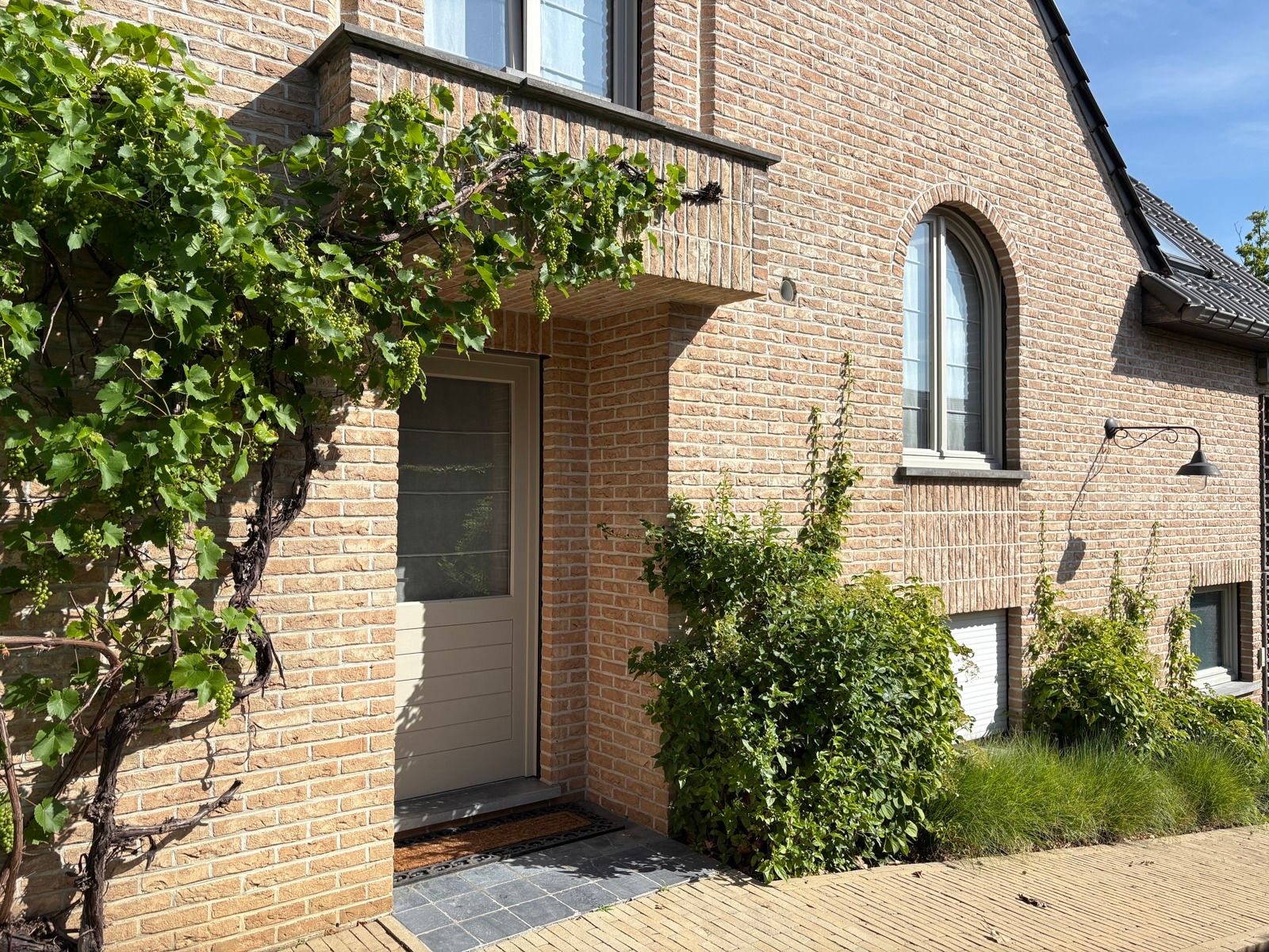 Charmante villa op een mooi perceel te Holsbeek foto {{pictureIndex}}