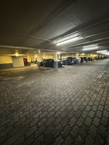 Appartement met 3 slaapkamers en autostaanplaats in hartje Genk foto 20