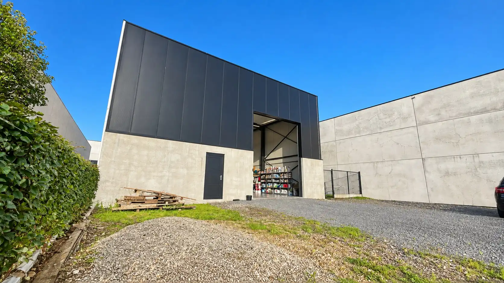 Grote loods met een prachtige woonst op 1.186 m²  foto 45
