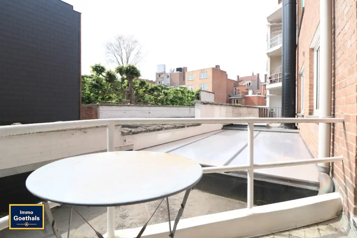 Luxe appartement met zicht op de Leie en de Broeltorens. 2 kamers en terras. foto 12