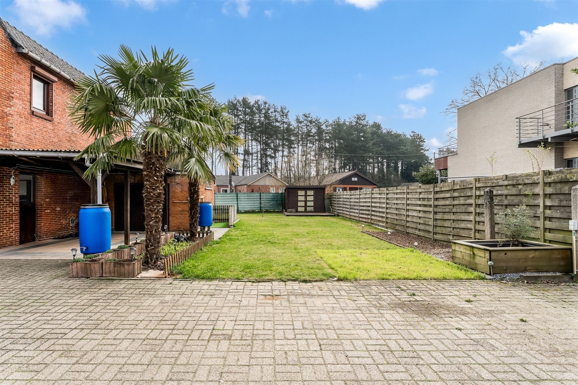 OP TE FRISSEN WONING MET POTENTIEEL GELEGEN OP EEN ZONNIG PERCEEL VAN 7A14CA TE PAAL foto 21