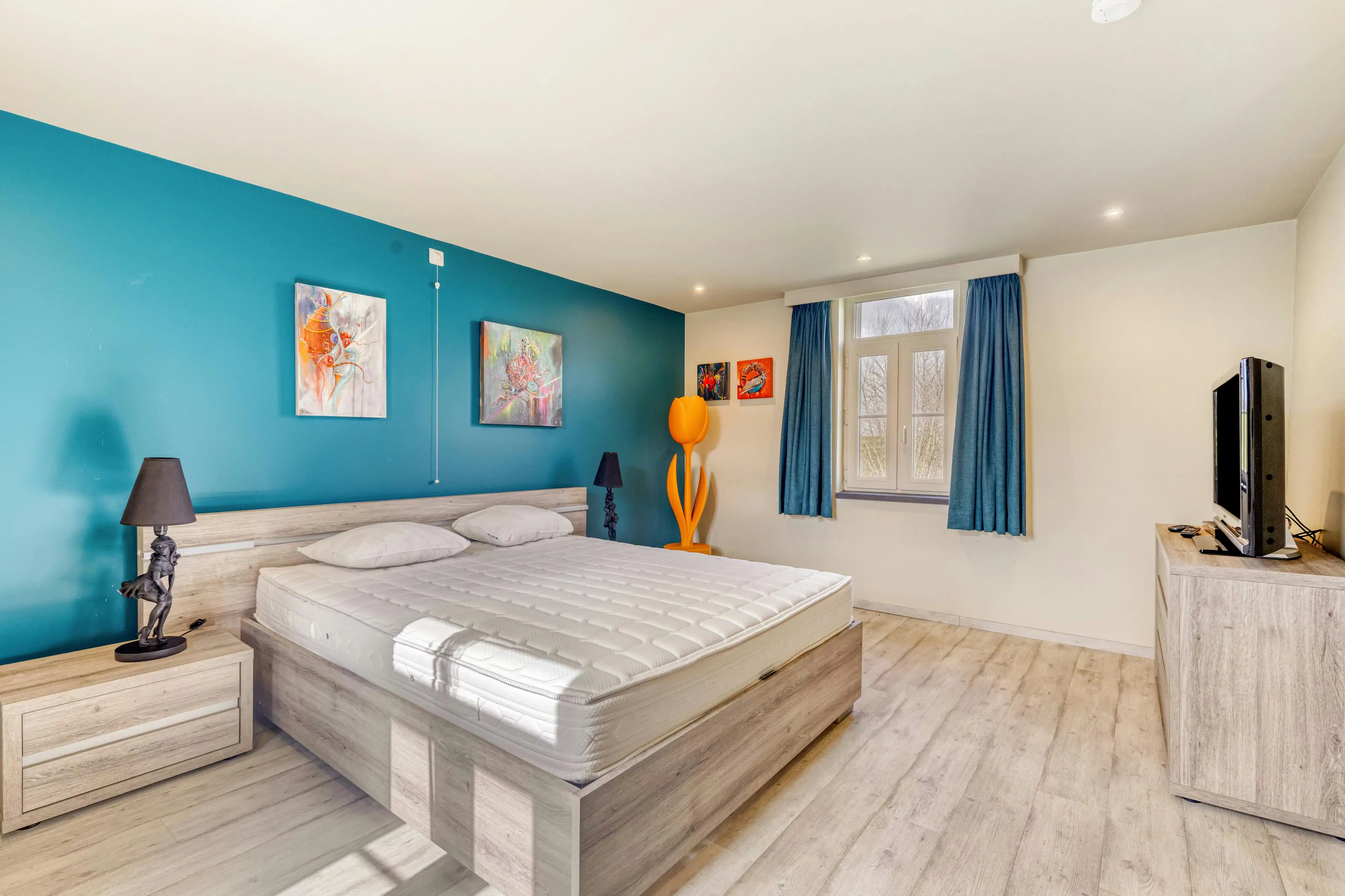 Gerenoveerd huis met wellness te koop in Zottegem foto 5