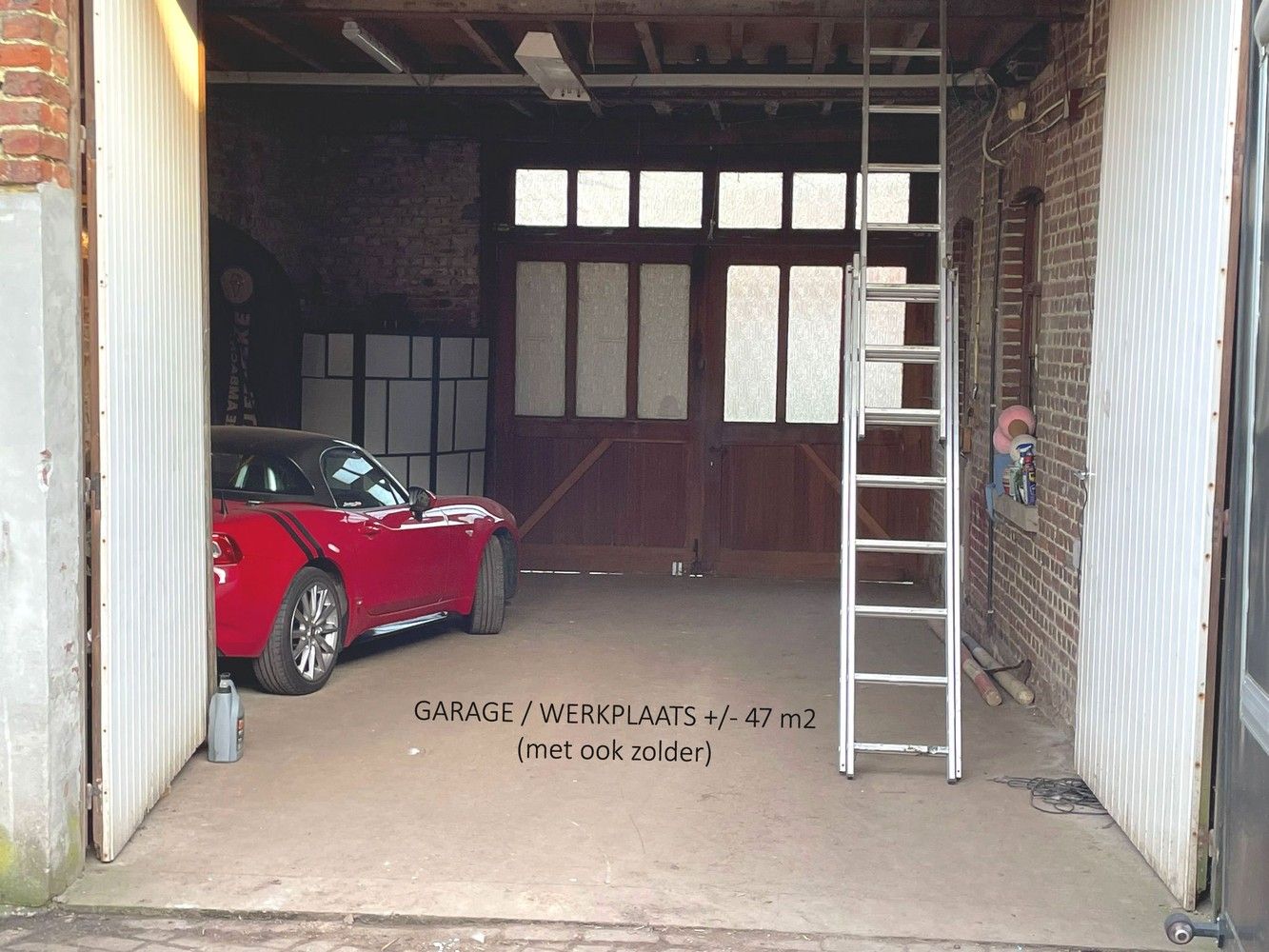 gezellige woning met WEIDE, paardenstallen en PRAKTIJKRUIMTE foto 6