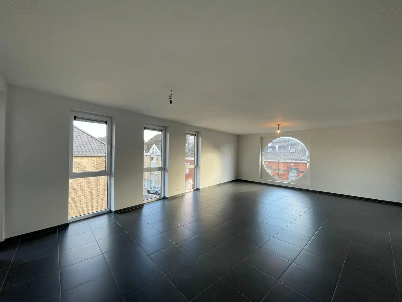 Aangenaam, lichtrijk appartement met overdekt terras en garage foto 5