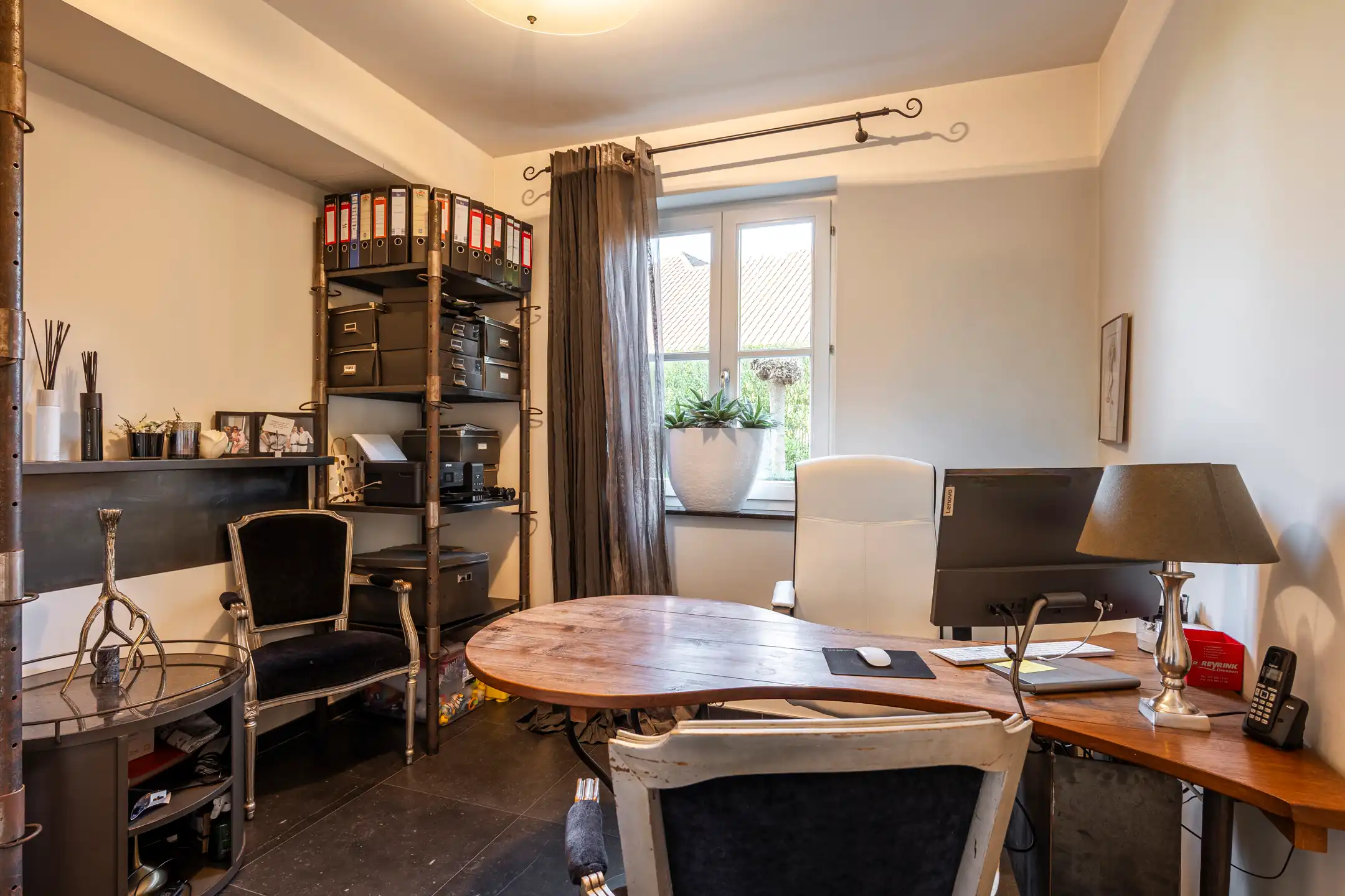 Luxe  villa met een oppervlakte van 475m²  op 1.383m² grond. foto 13