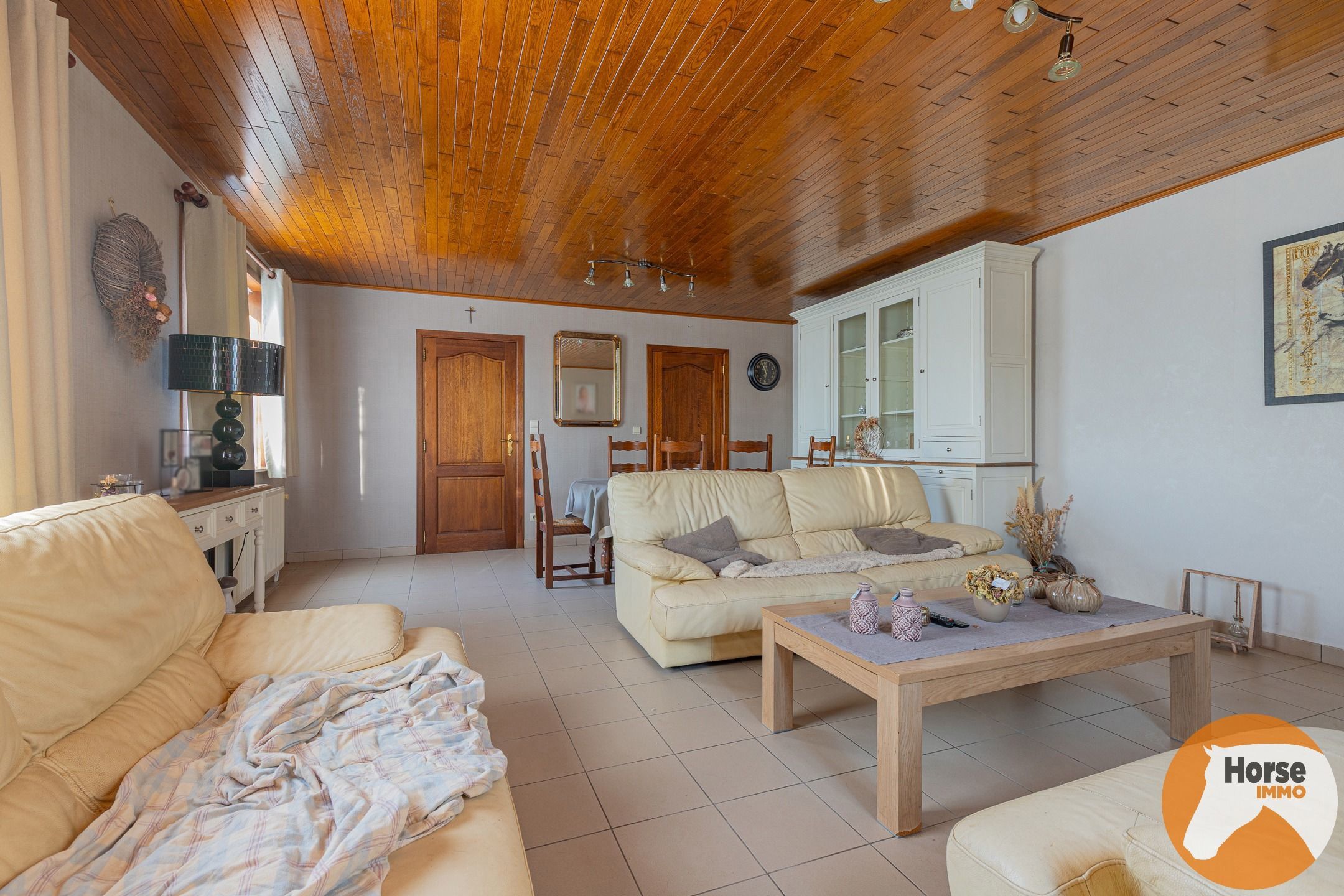 LAARNE- &nbsp;Landbouweigendom met geïntegreerde woning&nbsp; foto 4