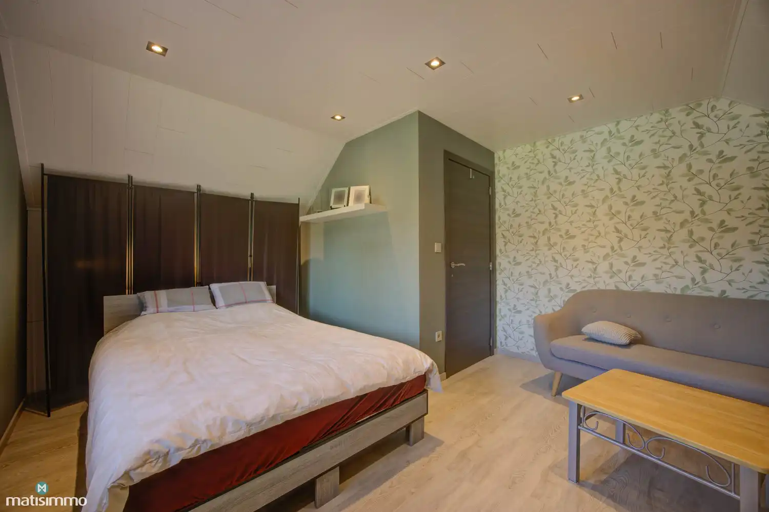 RUIME WONING MET 4 SLAAPKAMERS GELEGEN OP EEN RUSTIGE DOCH CENTRALE LOCATIE TE GENK foto 21