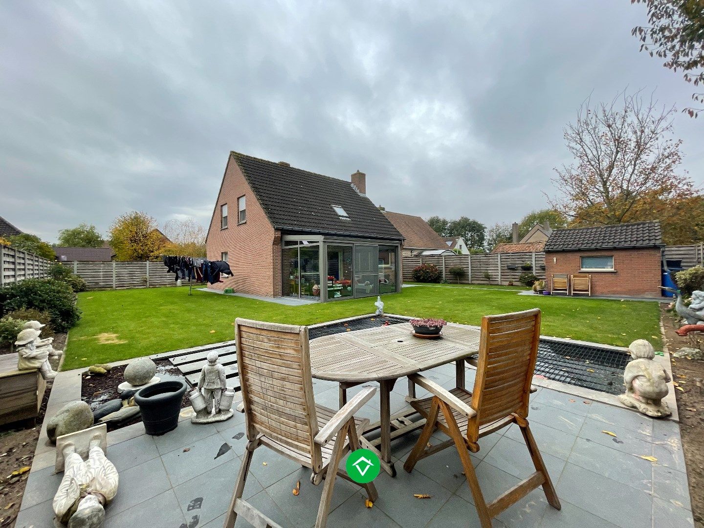 Ruime alleenstaande woning met 3 slaapkamers, tuin en garage te Roeselare foto 18