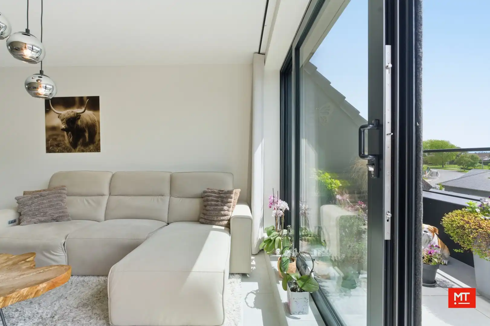 Modern, instapklaar appartement met 2 slpk en zonnig terras in centrum Zonnebeke foto 5