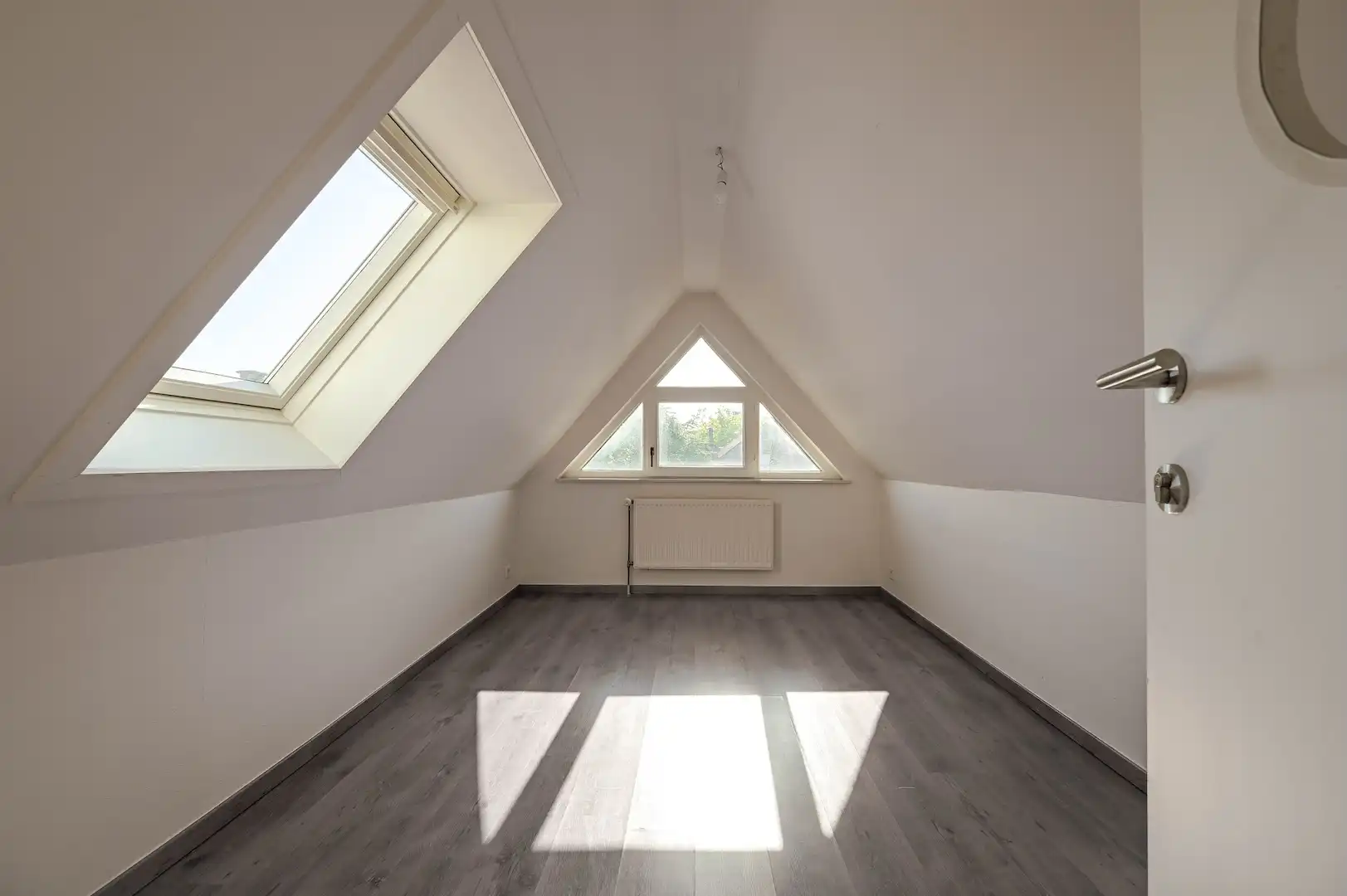 sfeervolle penthouse (139 m2) met zonneterras, schilderachtige gelegen rond de St Gilliskerk foto 17