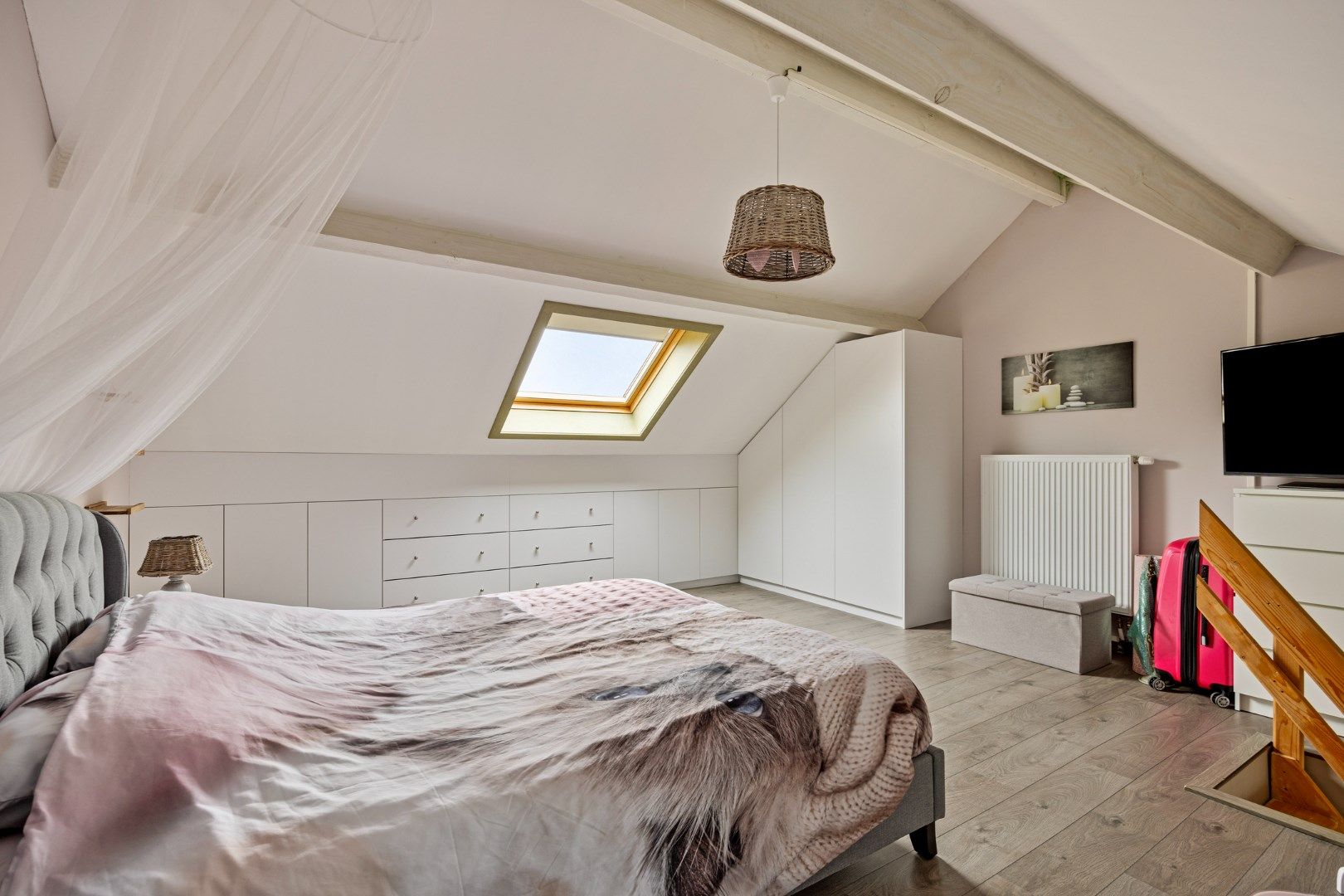 Smaakvol gerenoveerde instapklare woning. foto 25