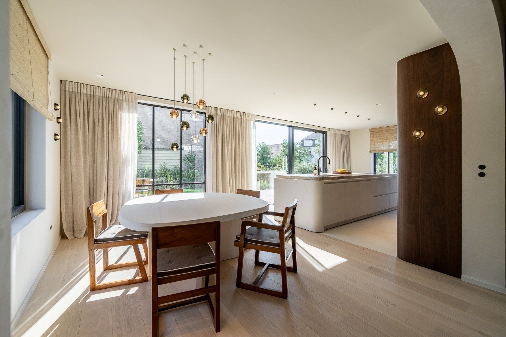 Stijlvol gerenoveerde villa op toplocatie in Duinbergen foto 8