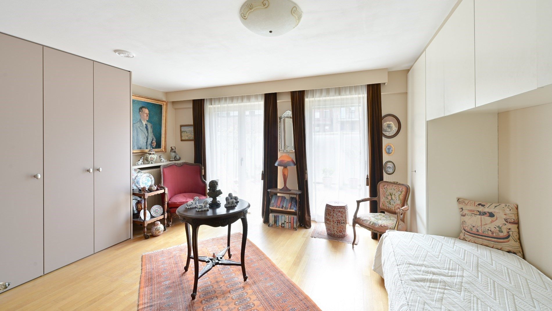 Ruim woonappartement met prachtig zonneterras (30m²) gelegen vlakbij de Dumortierlaan. foto 23