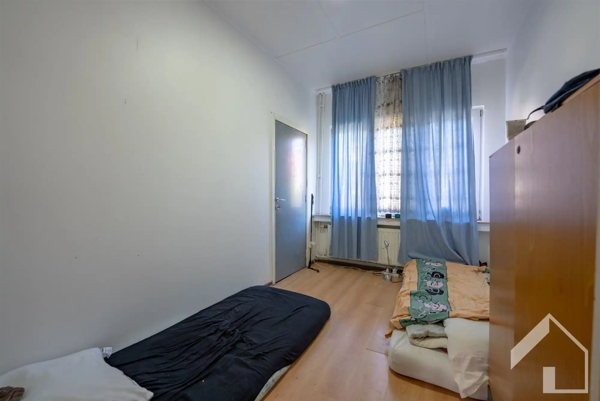 Ruime woning (190 m²) met tuin en veel potentieel foto 4