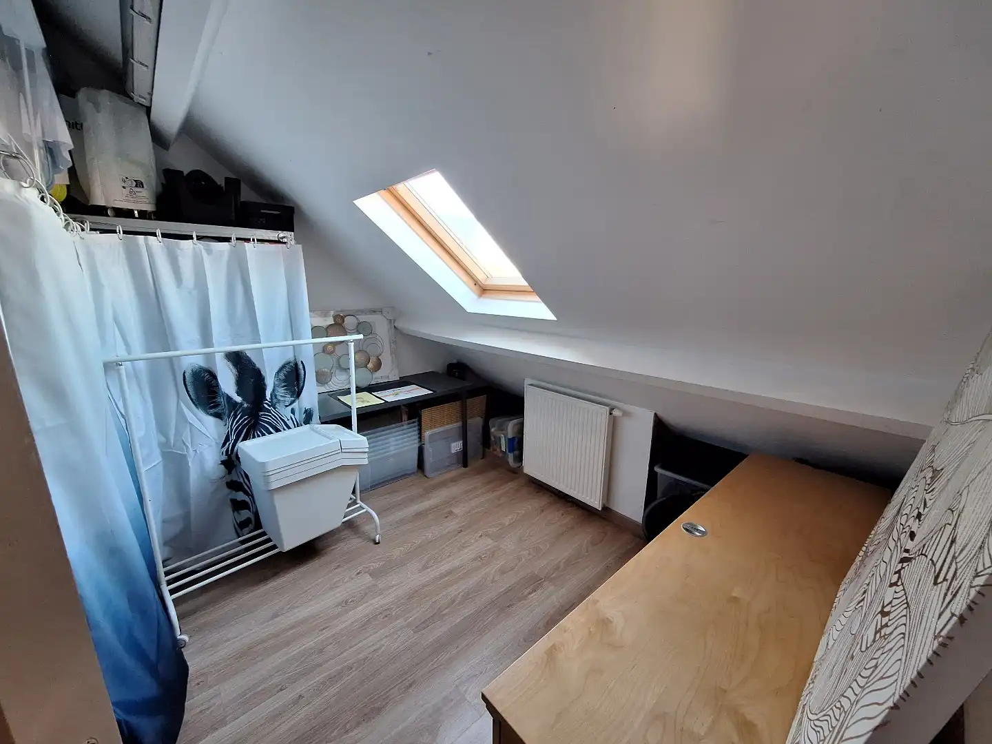 Gerenoveerde instapklare woning met terras en tuin foto 10