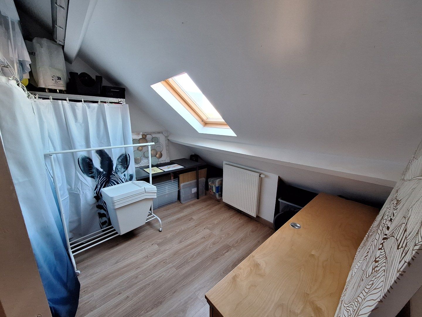 Gerenoveerde instapklare woning met terras en tuin foto 10