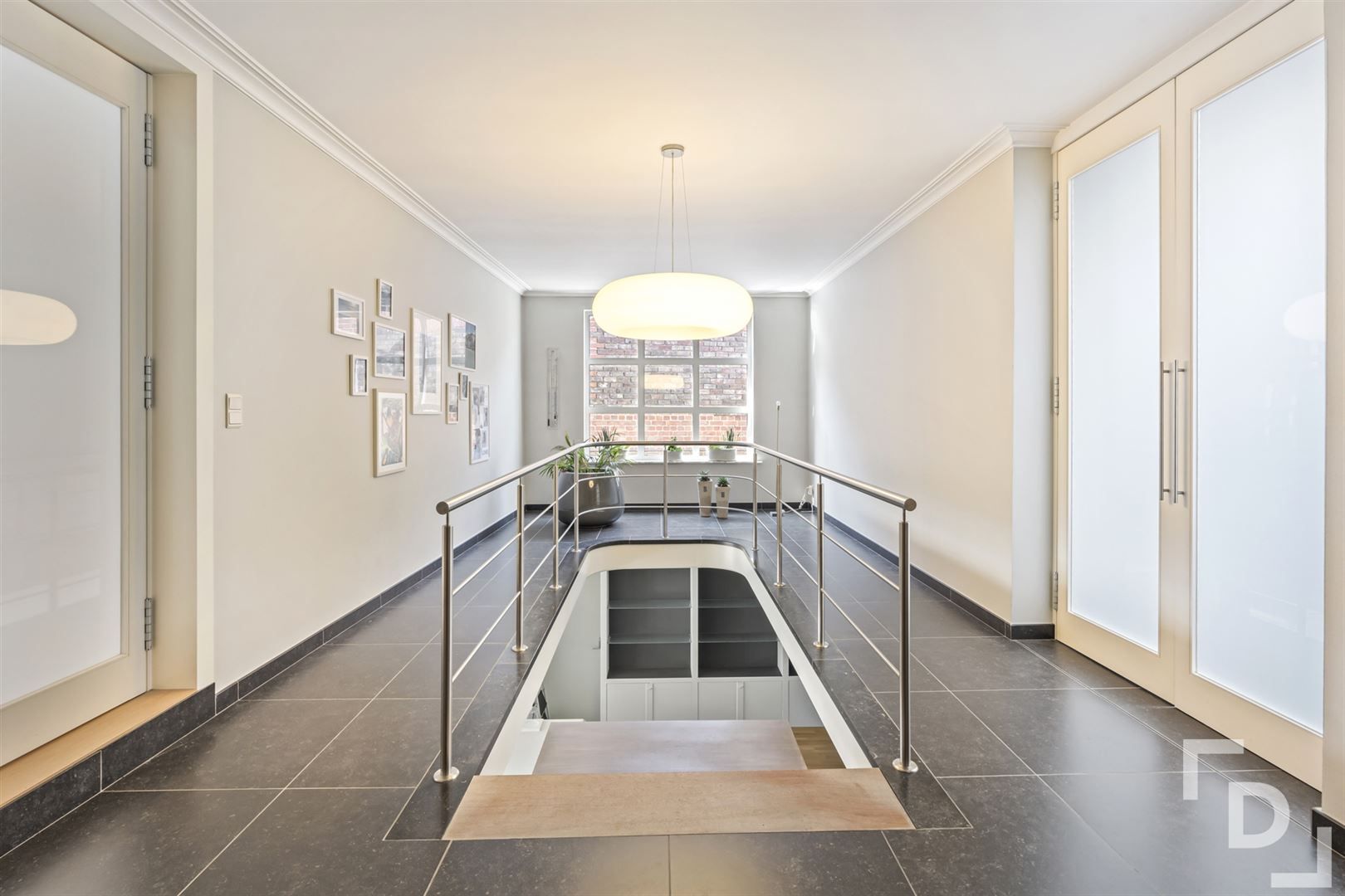 Ruime handelszaak met woonst & verhuurd appartement te koop in Poelkapelle. foto 36