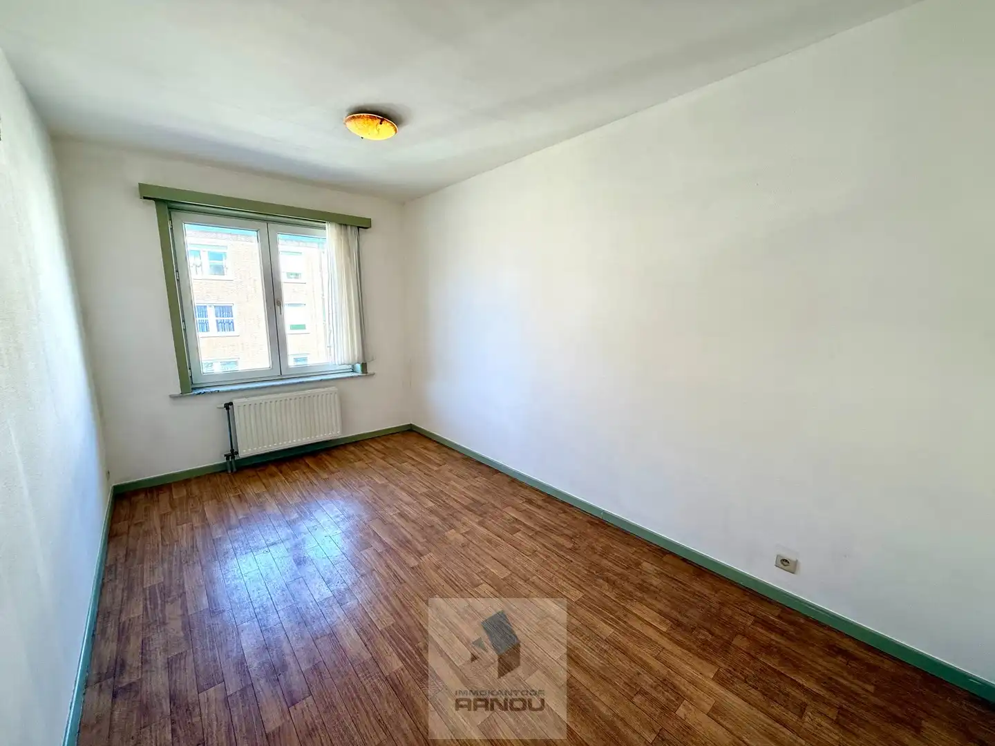 Appartement met 1 slaapkamer en parking  in het centrum foto 8