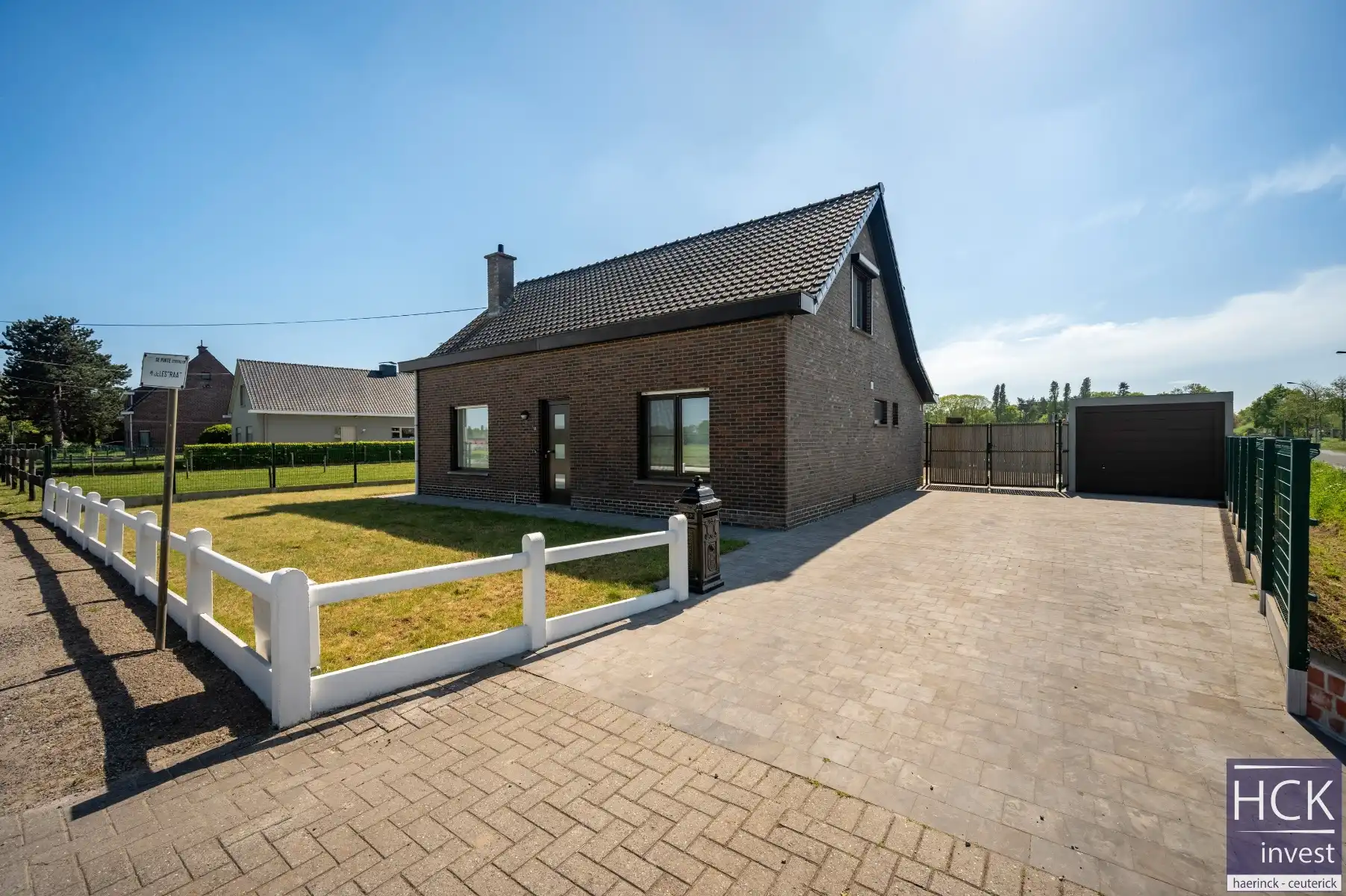 DE PINTE - Prachtig gelegen woning met tuin en afzonderlijke garage foto {{pictureIndex}}