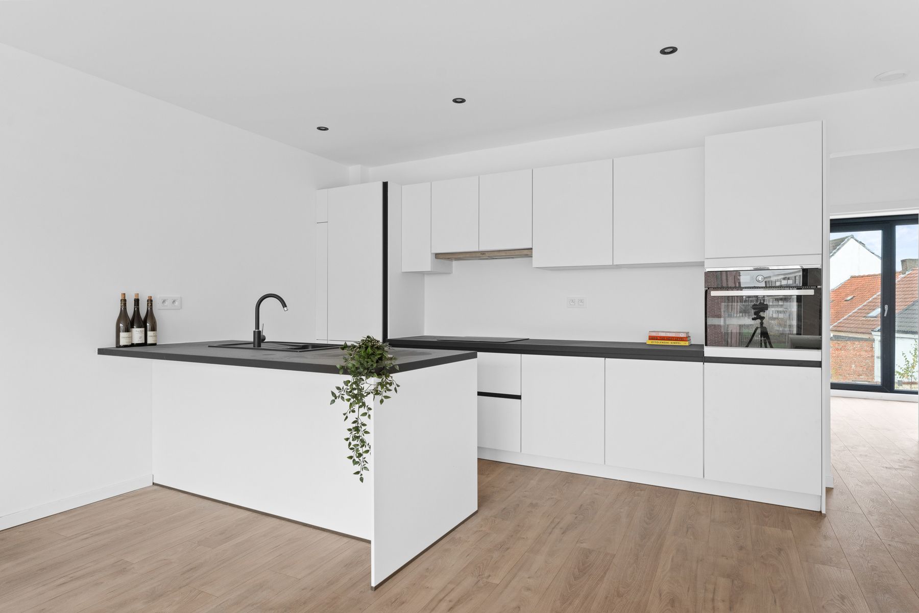 NIEUWBOUW: 2 slaapkamerappartement in kleine residentie foto 6