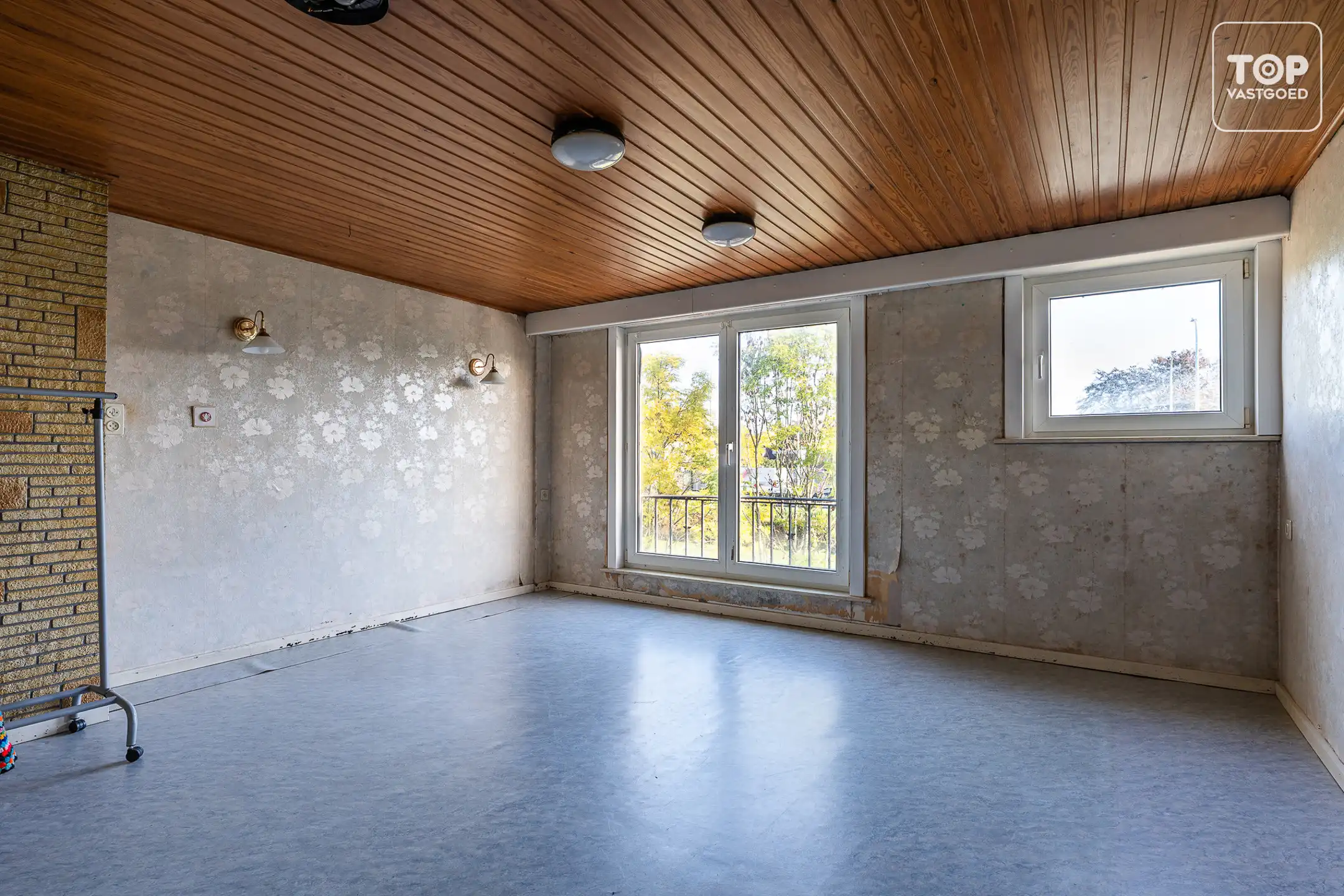 Ontdek deze te renoveren woning met 4 slaapkamers te Mariakerke! foto 15