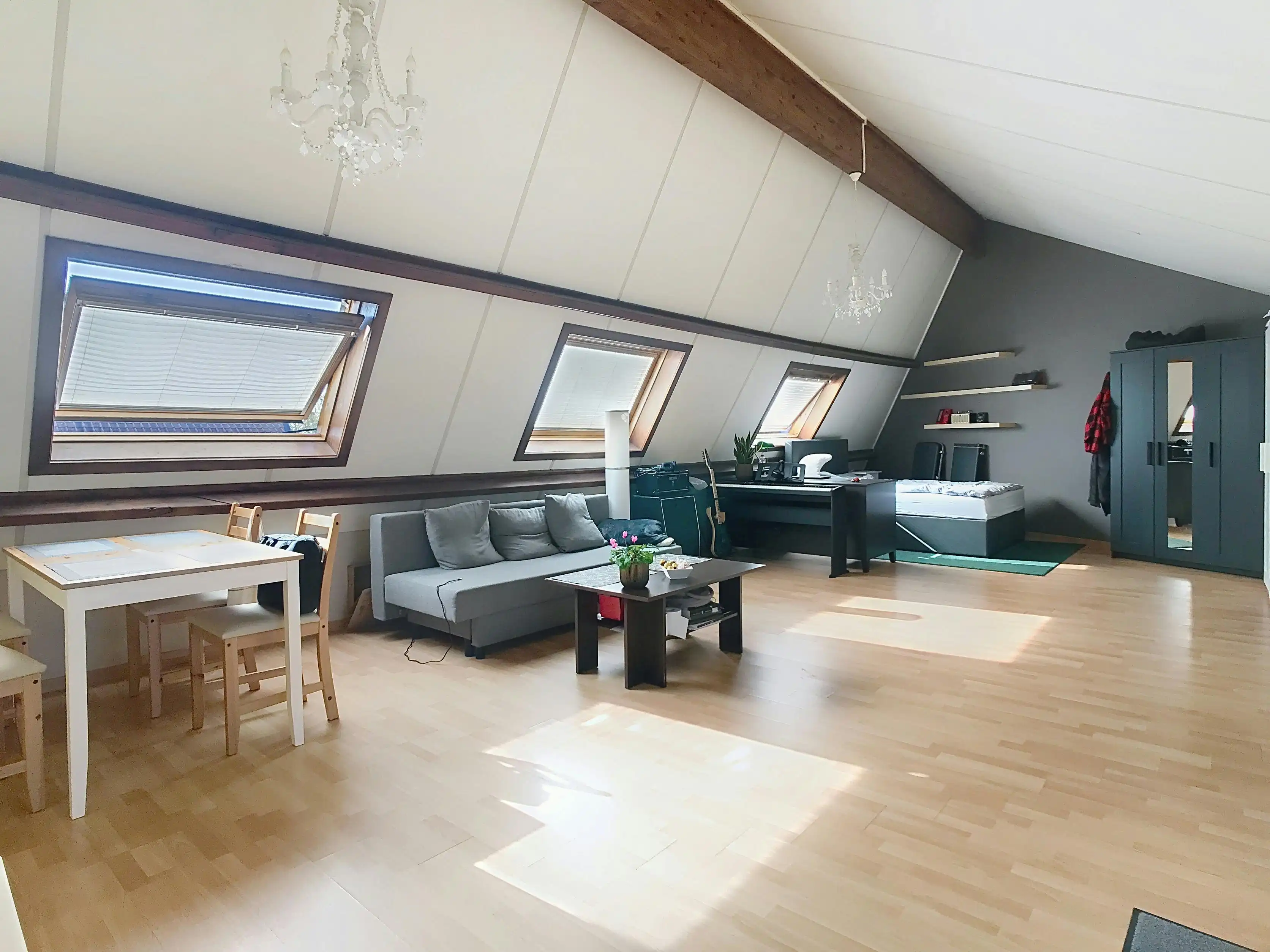 Dakappartement met grote garage te koop in Lichtervelde foto 4