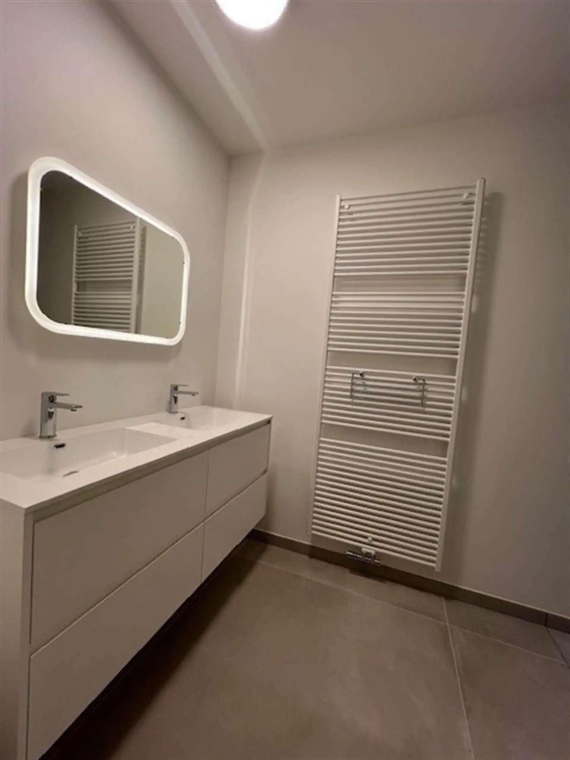 Instapklare alleenstaande woning met grote tuin in hartje Breendonk! foto 12