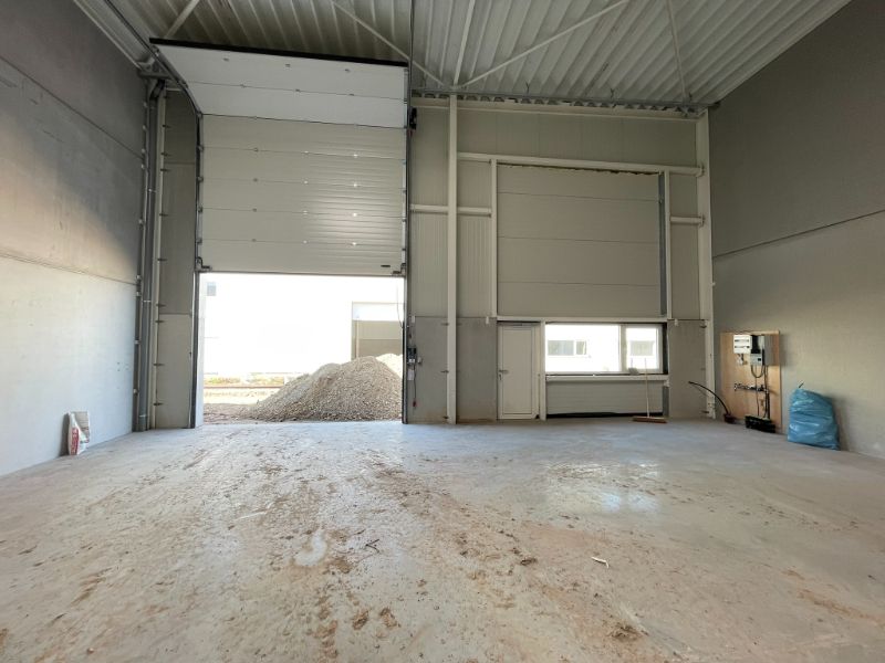 3 Nieuwbouw KMO Units van 216m² te huur op toplocatie in Evergem – Project Heermeers foto 12