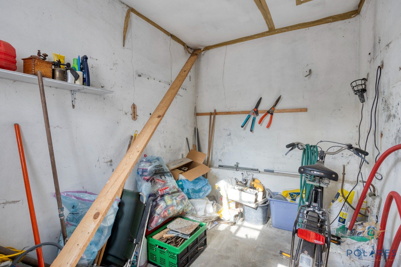 Goed gelegen, te renoveren rijwoning in centrum Hoegaarden foto 11