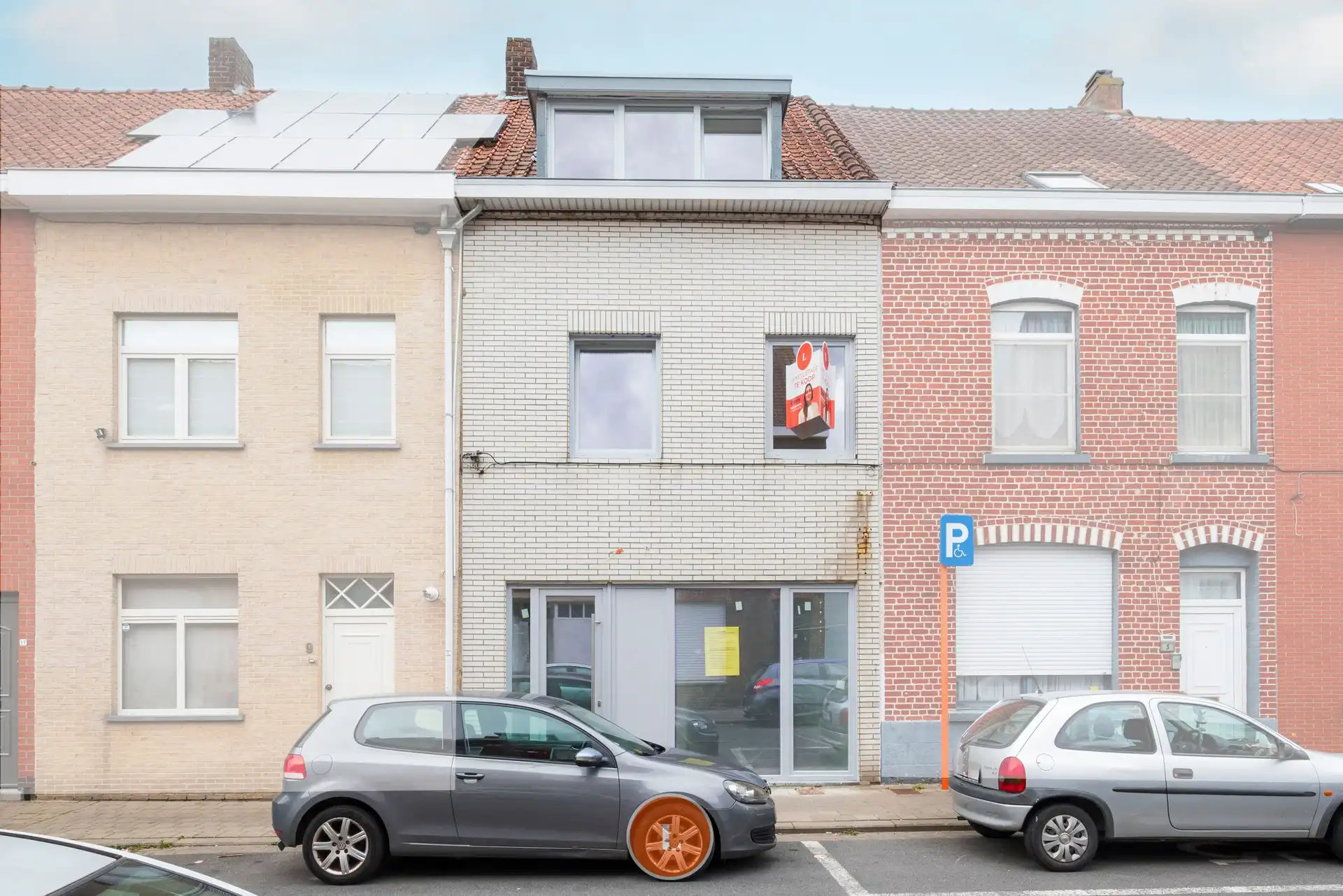 Instapklare, volledig gerenoveerde woning met 4 slaapkamers en 2 badkamers. foto 18