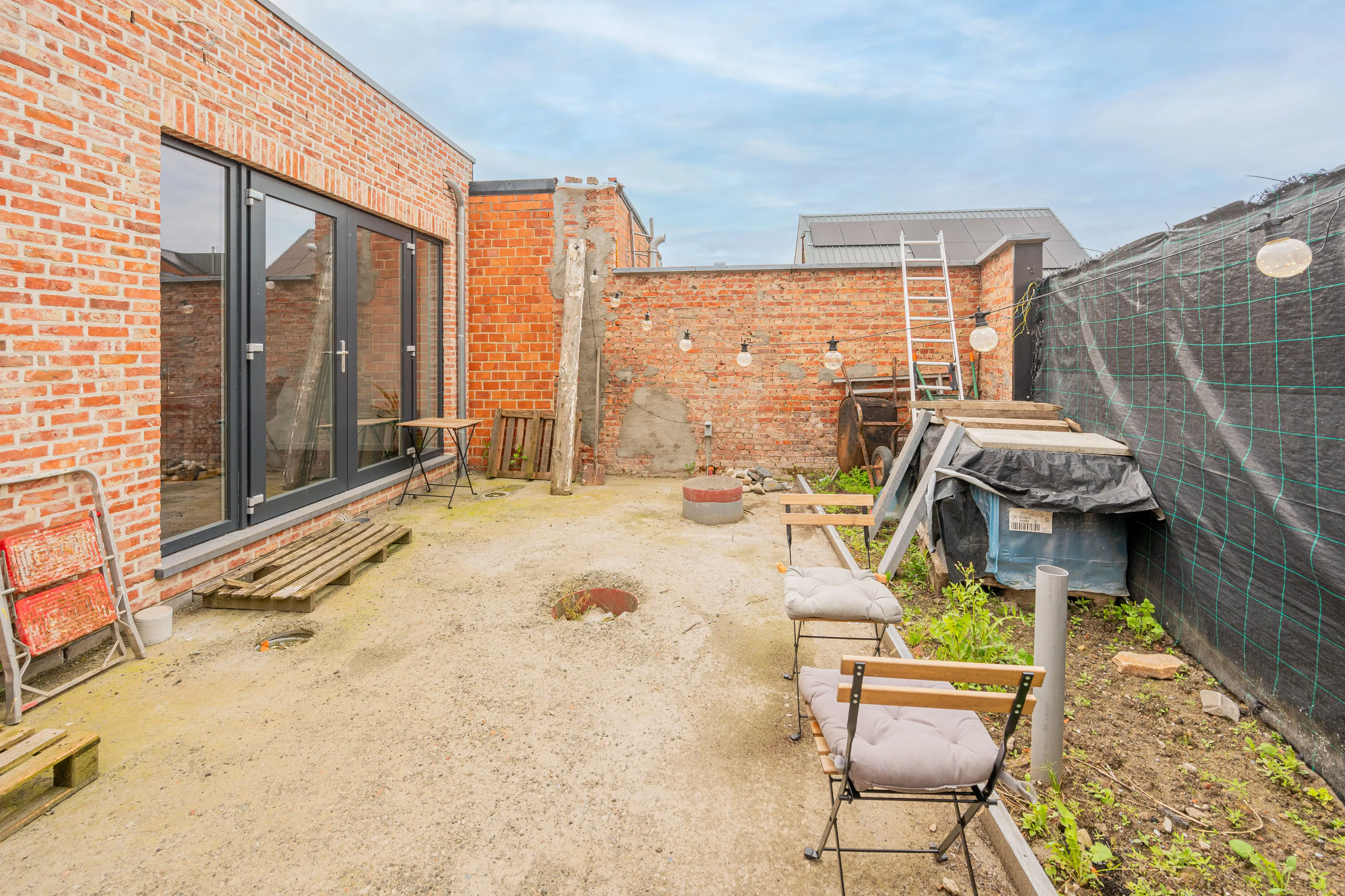 Ruime gezinswoning met potentieel tot 5 slaapkamers en tuin foto 16