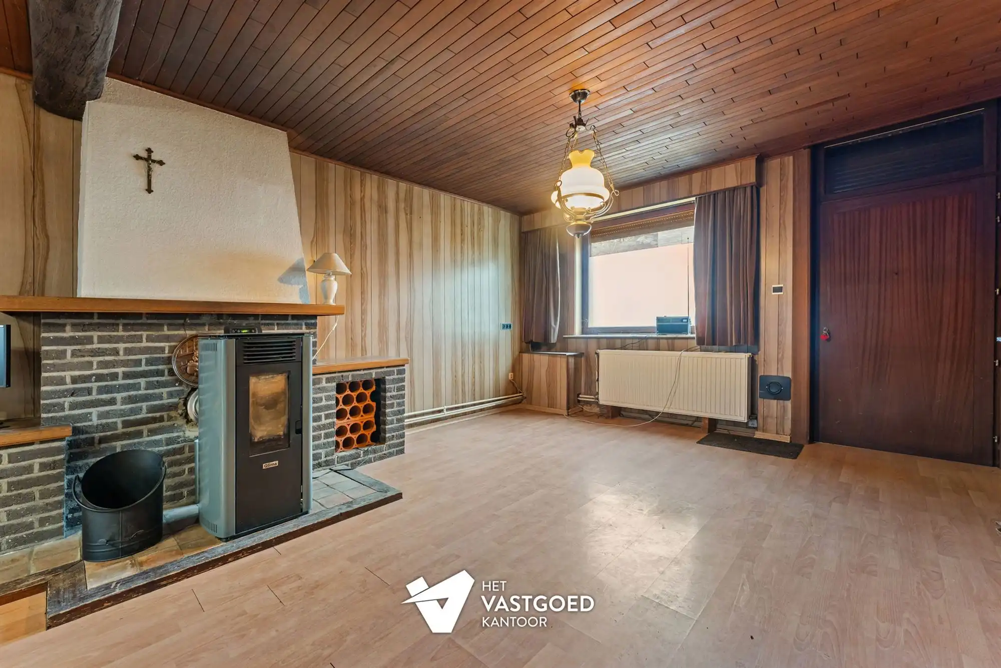 TE RENOVEREN WONING MET 3 SLAAPKAMERS TE BEVERLO foto 2