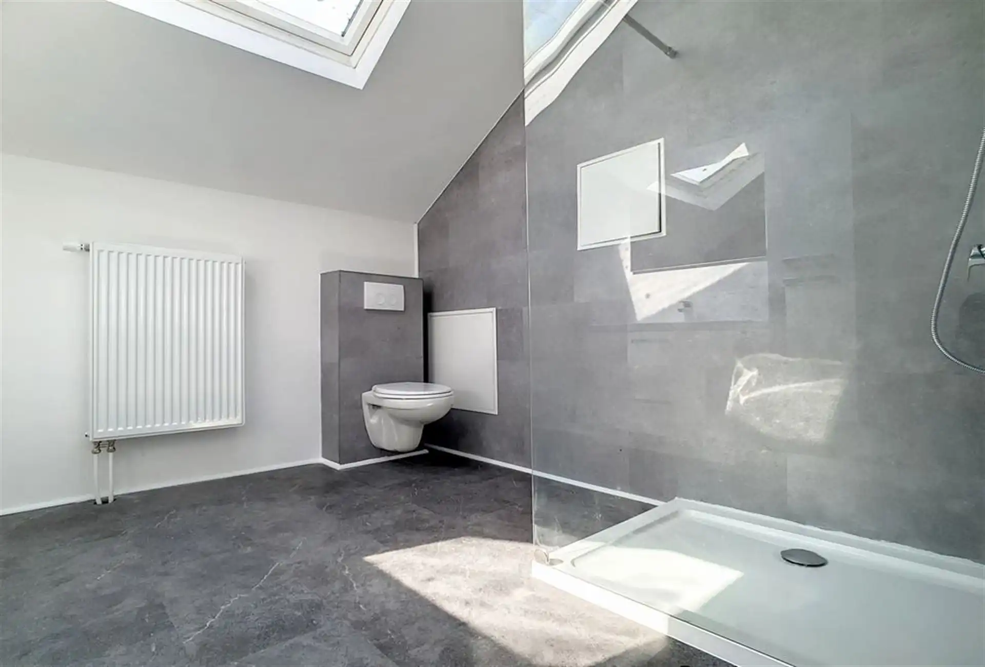 In het centrum gelegen appartement met 2 SK foto 7