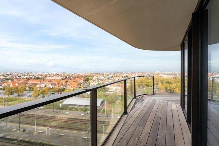 Uniek nieuwbouw appartement met 2 volwaardige slaapkamers genietend van unieke zichten:   foto 2