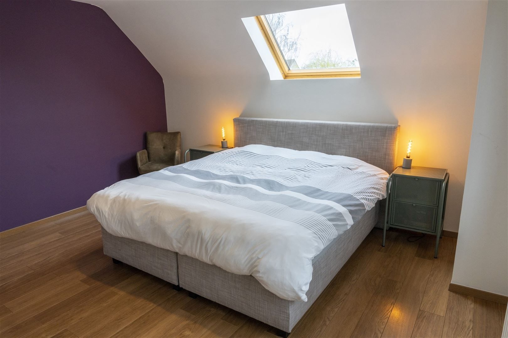 Kwalitatief afgewerkte woning met zonnige tuin, 3 slaapkamers en bureau. foto 17