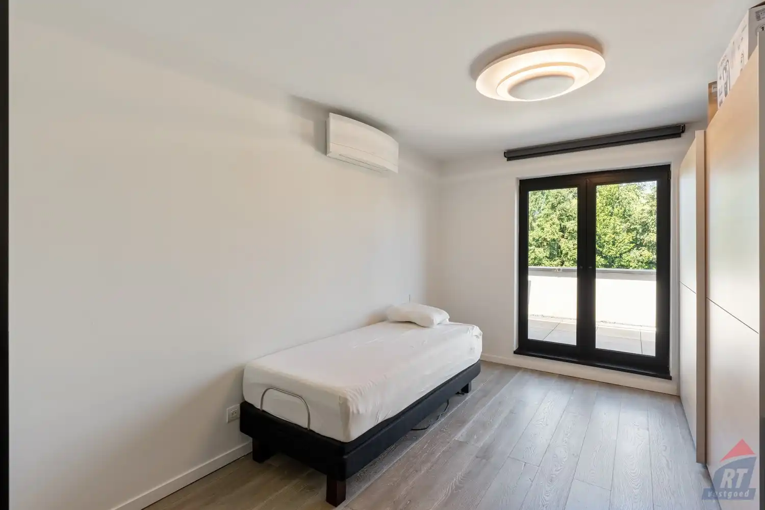 Exclusief penthouse met een indrukwekkend zonneterras van ruim 134 m² in Sint-Truiden foto 21