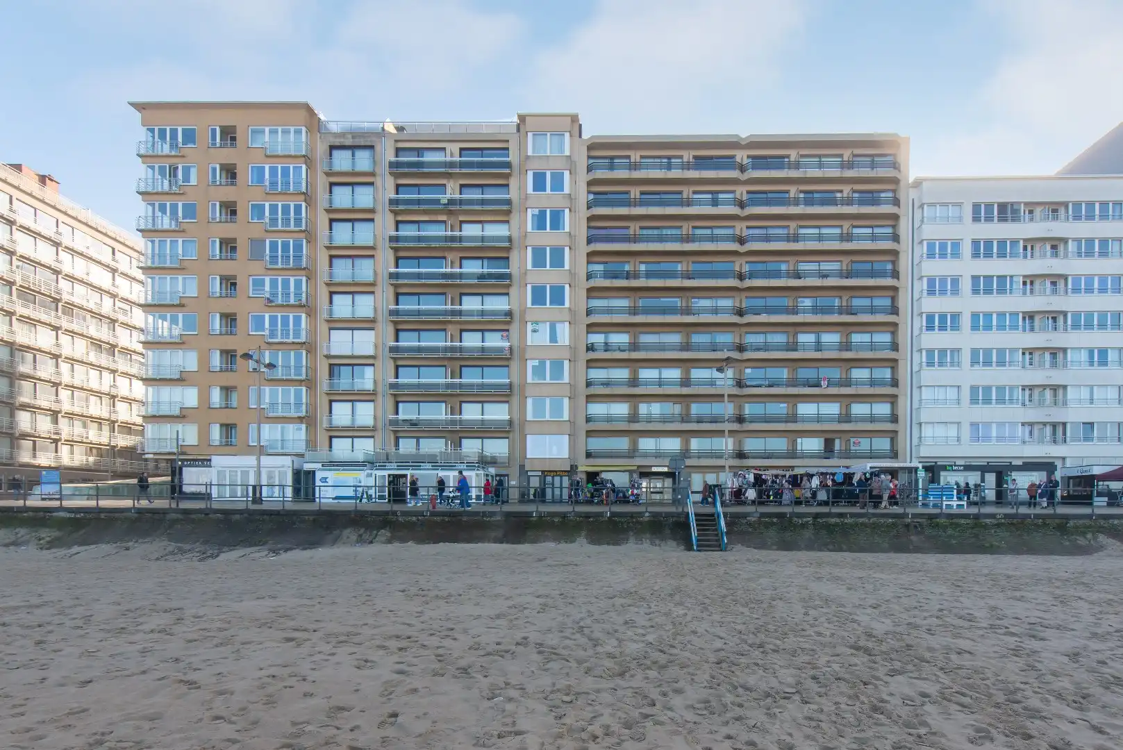 Luxe appartement met zeezicht, domotica & hoogwaardige afwerking foto 18