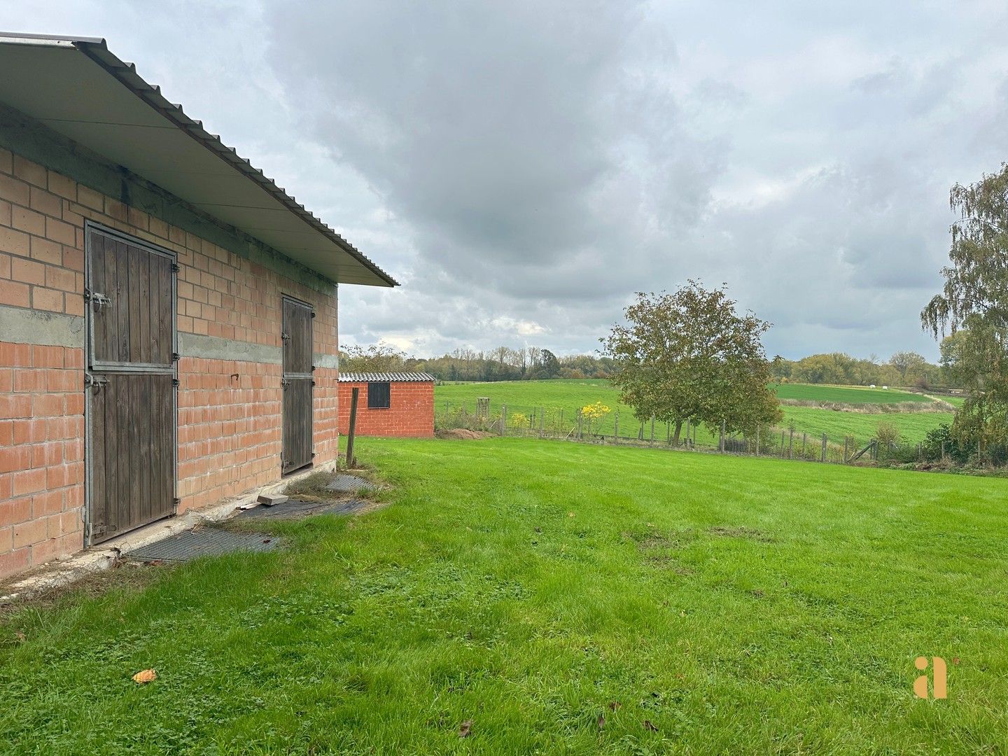 Gezinswoning met optie voor zelfstandige en prachtig uitzicht foto 29