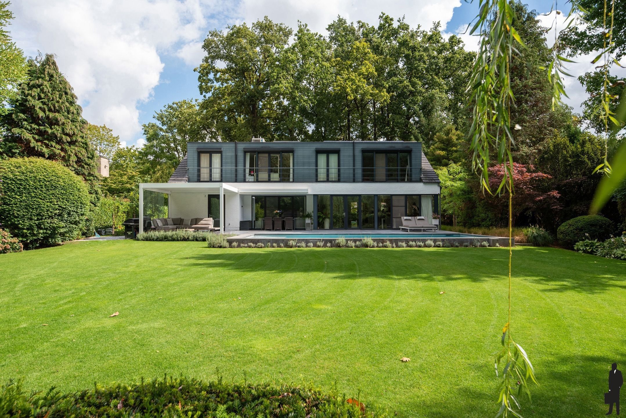 Moderne villa met zwembad foto 32