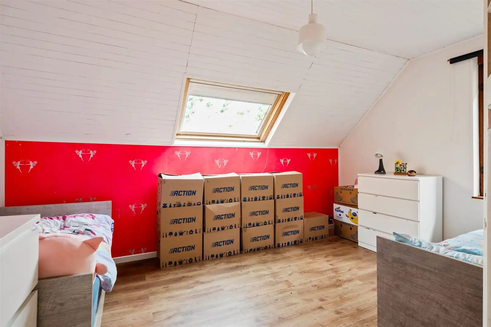 Te renoveren halfopen woning met grote tuin foto 13