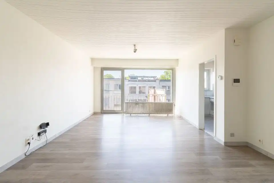 Twee slaapkamer appartement met terras! foto 2