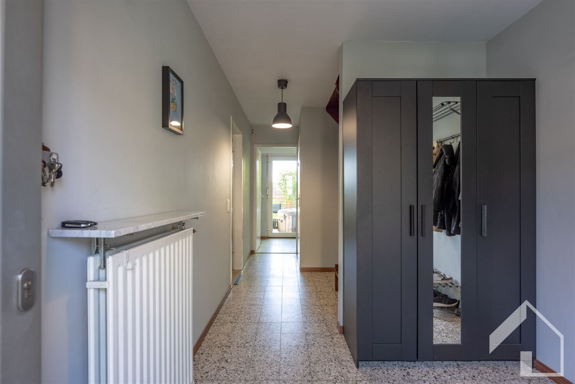 Instapklare ruime woning met tuin, garage en 4 slaapkamers foto 19