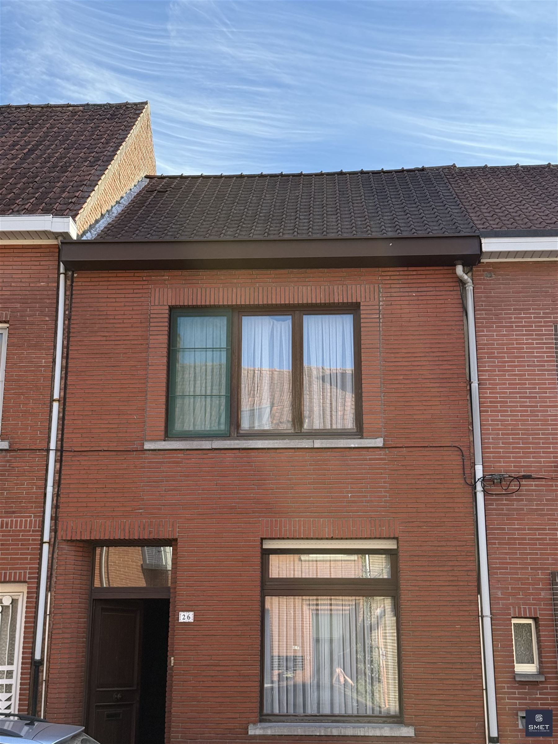 RUIME TE RENOVEREN WONING MET 4 SLPKS EN TUIN foto 2