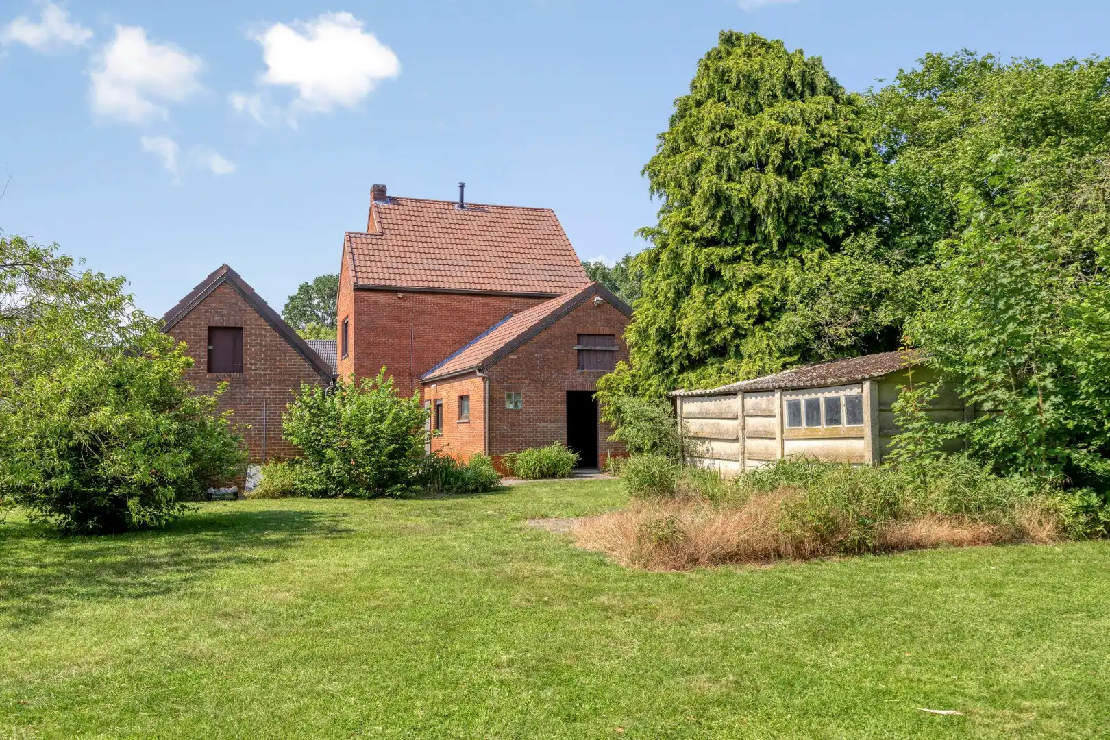 Ruime te renoveren woning met uitbreidingspotentieel en zonnig perceel van 1.738 m² !  foto 36