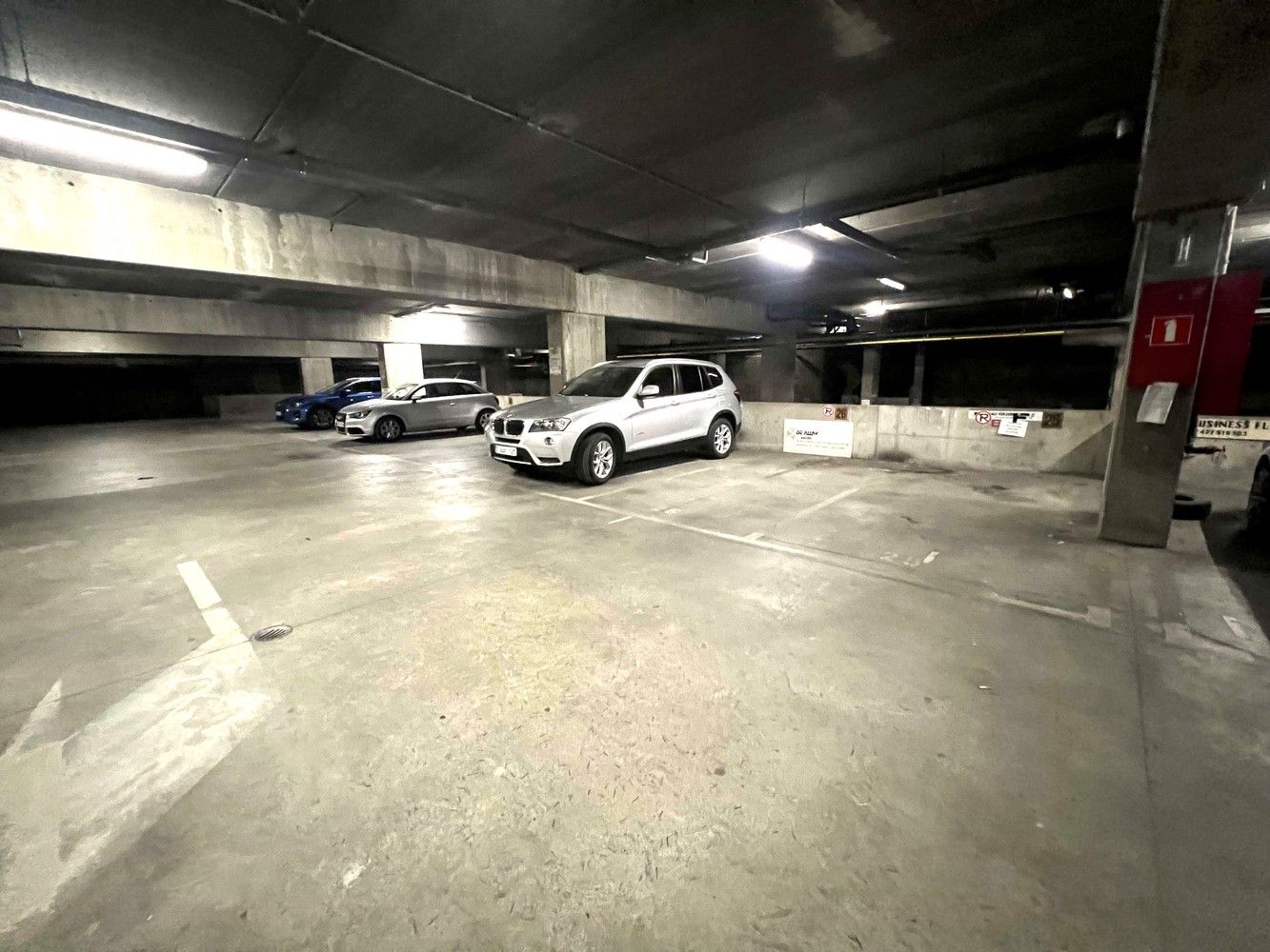 Afgesloten autostaanplaats te koop op toplocatie in de meest centrale parking van Leuven foto 5