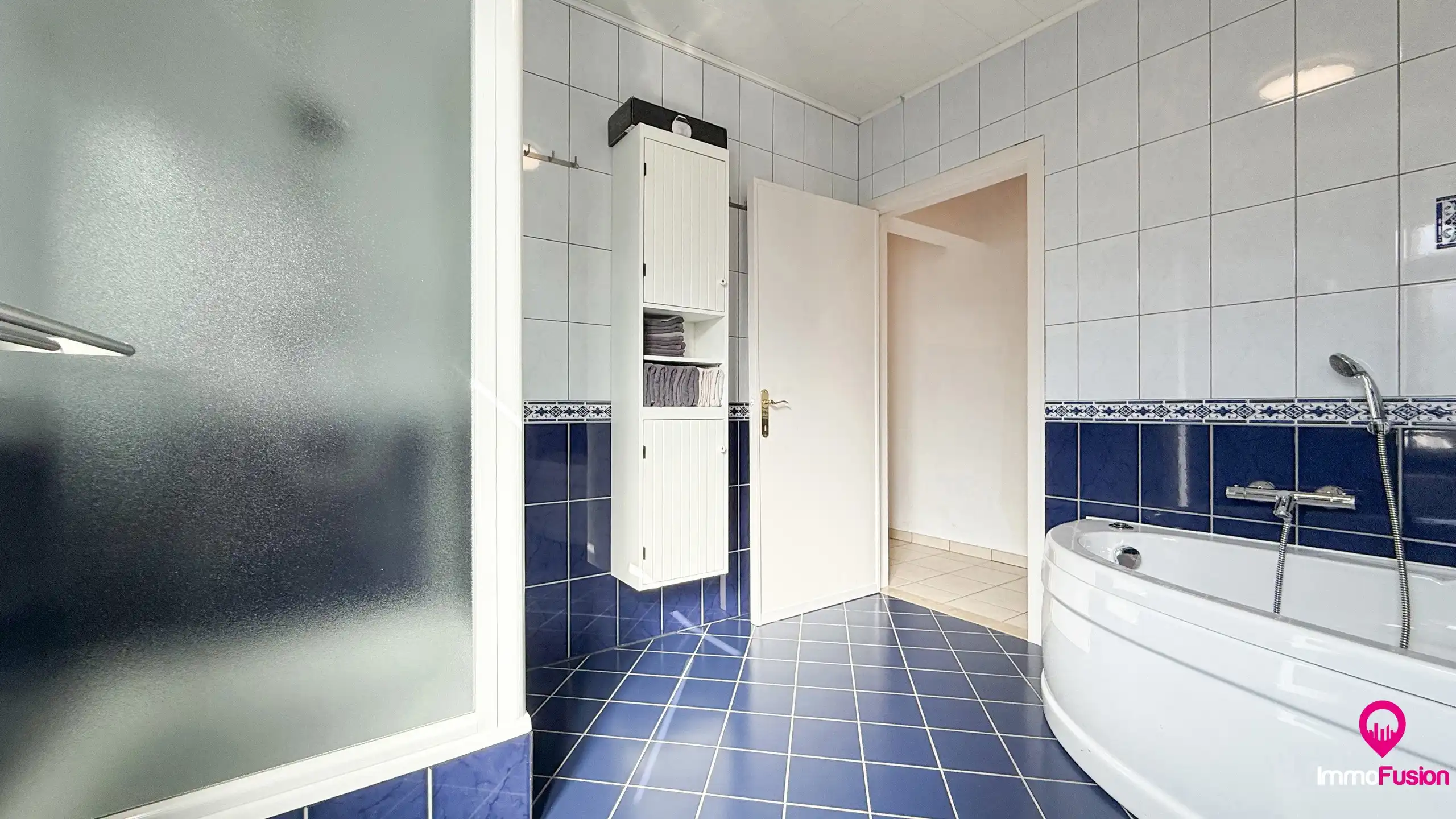Charmante woning met 5 slaapkamers op een ruim perceel! foto 25