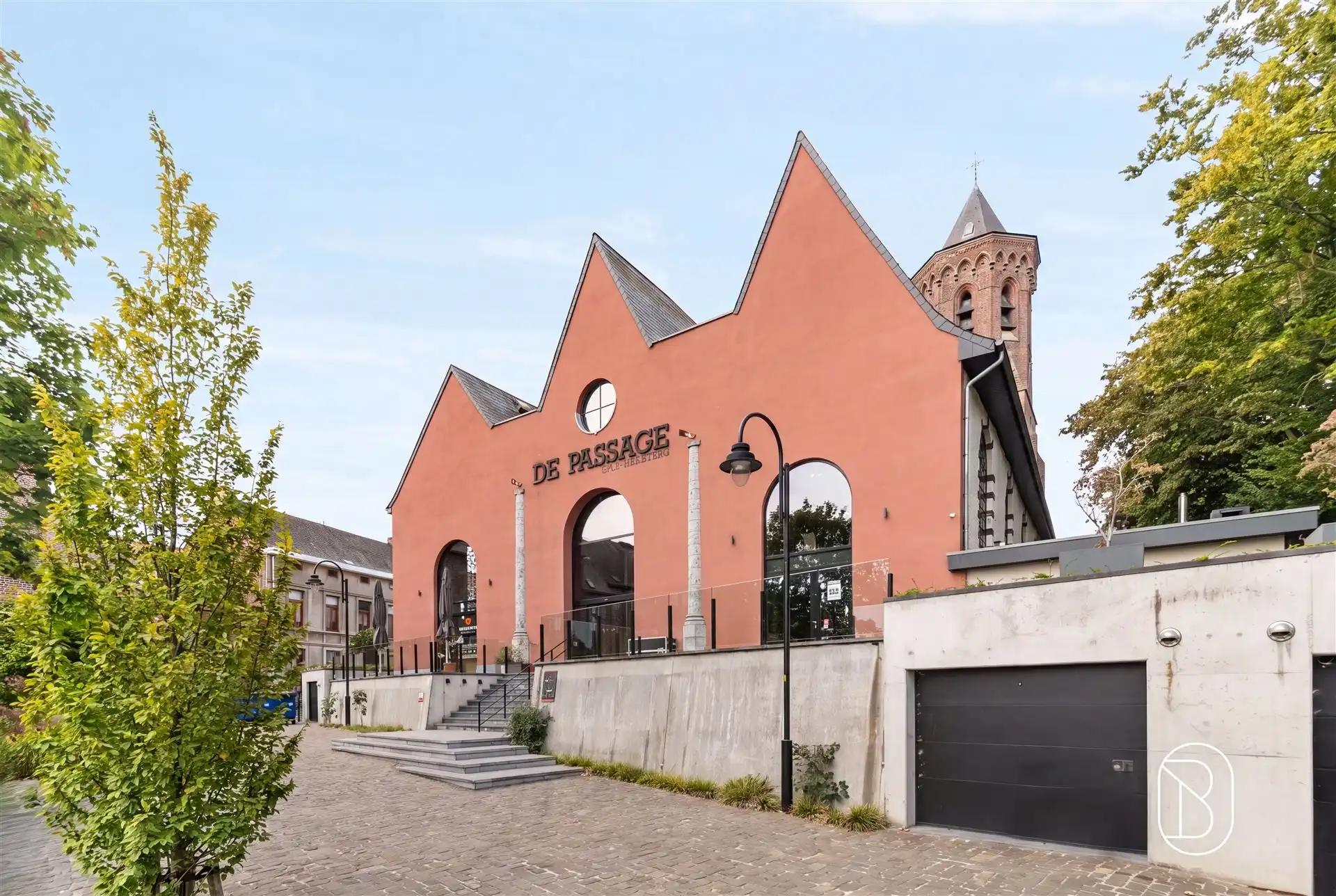 TOPgelegen herenwoning pal in het centrum foto 3