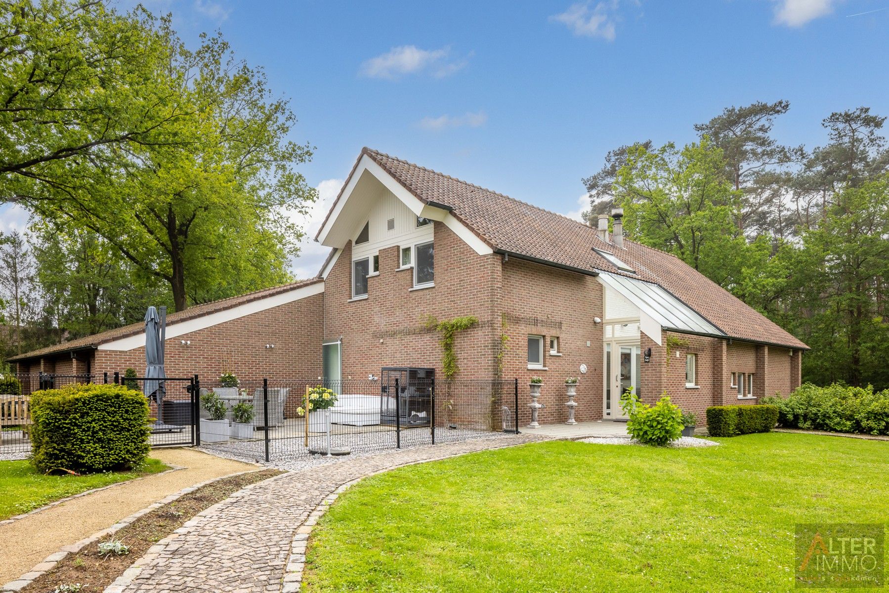 VERKOCHT! Uitzonderlijke villa in een schitterende residentiële, groene setting op een royaal perceel van 48a 15ca. te Zolder! foto 33