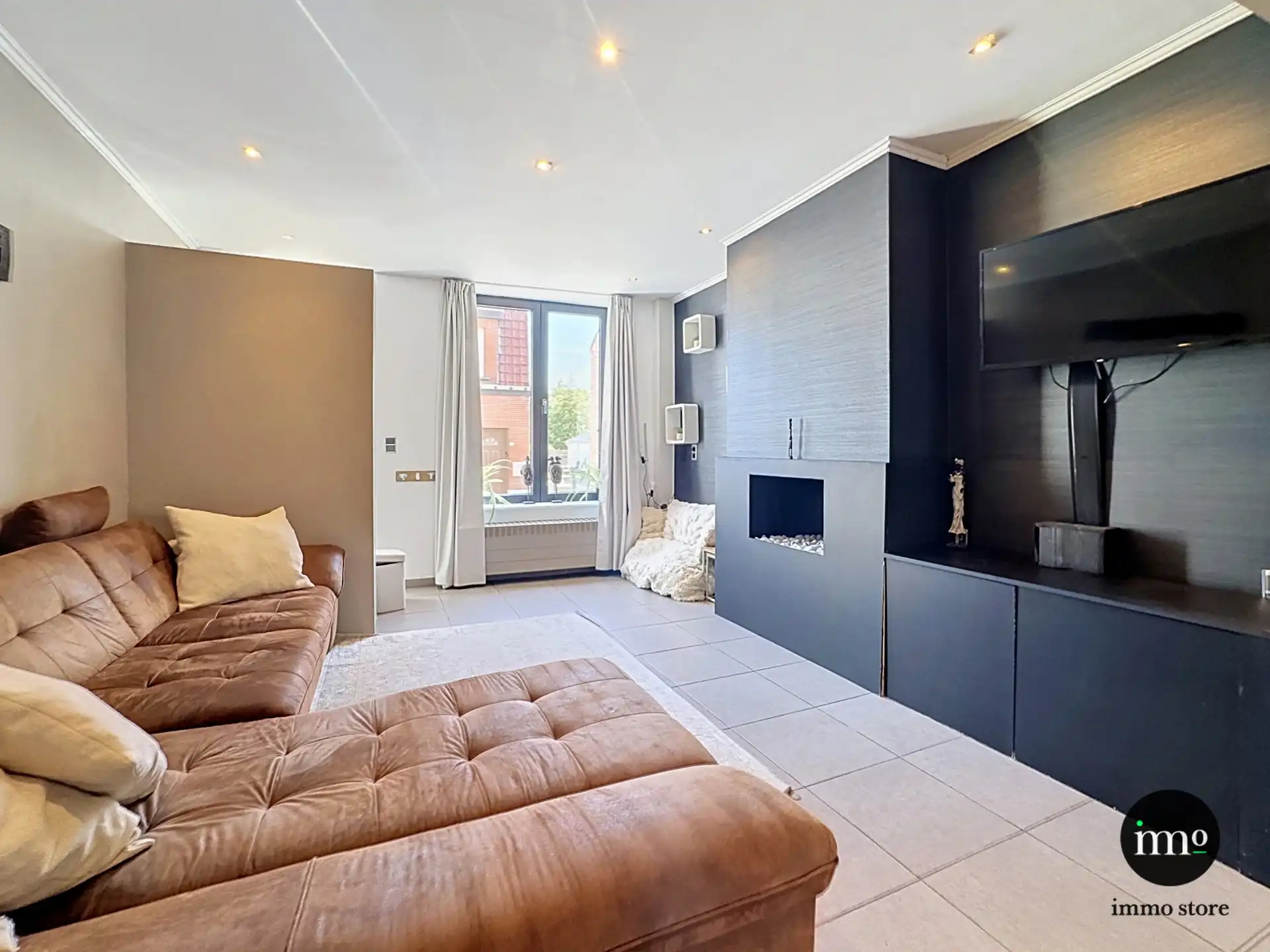 Rijwoning met 3 slaapkamers en leuke tuin in Ternat! foto 2